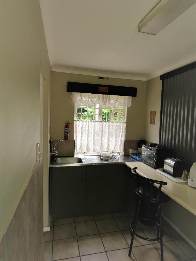 Fountain Baths Guest Cottages Barberton Esterno foto