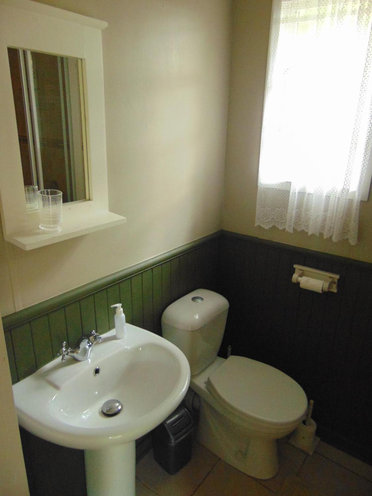 Fountain Baths Guest Cottages Barberton Esterno foto