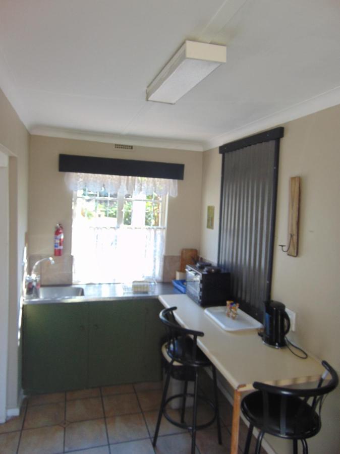 Fountain Baths Guest Cottages Barberton Esterno foto